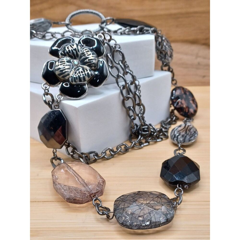 NY Collection Layered Flower Accent Lucite Zebra Stripe Beads Vintage Necklace - Picture 6 of 9